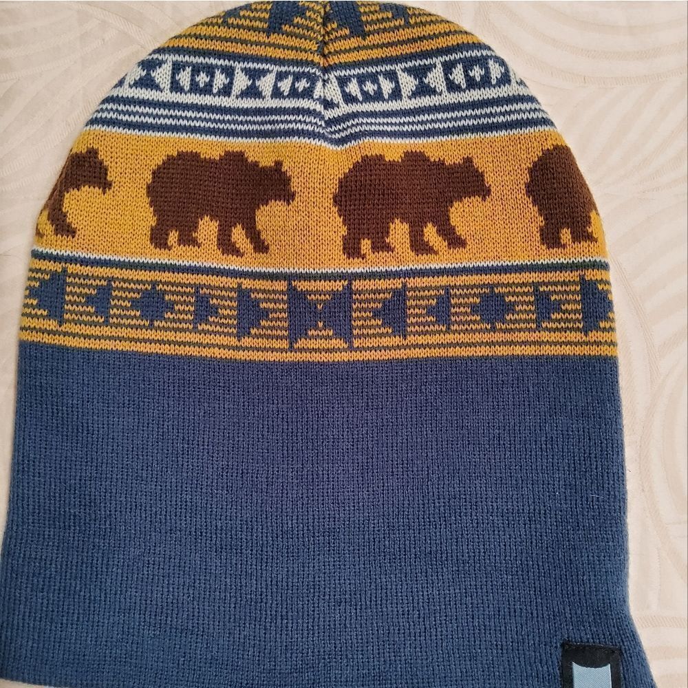 Beautiful Giant Cali Bear Beanie One Size